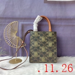 ブランドバッグ 人気